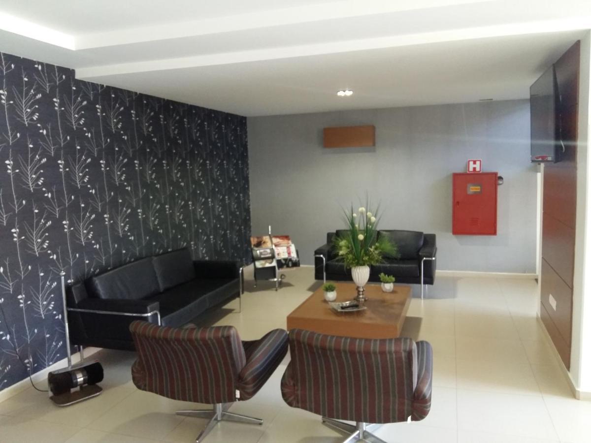Guines Palace Hotel 帕特罗西尼乌 外观 照片
