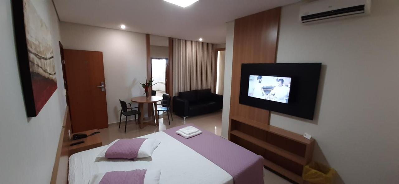 Guines Palace Hotel 帕特罗西尼乌 外观 照片